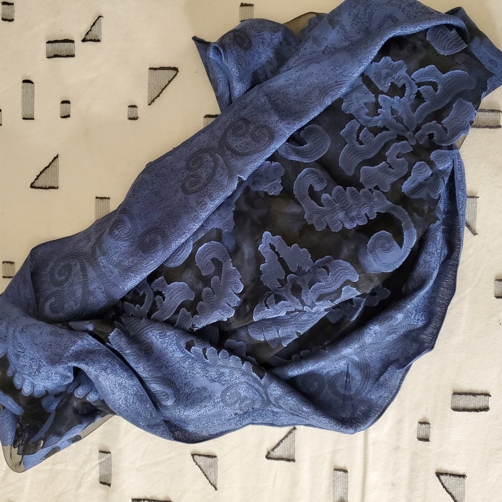 Italian 100% Silk Pashmina - Blue/Black